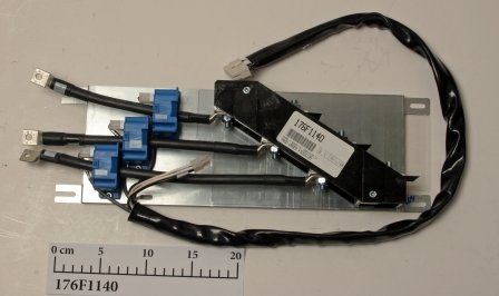 176F1140 <br> Sensor Current 200AMP Chassis <br> RECAMBIO DANFOSS<br>PARA EQUIPOS DISCONTINUADOS