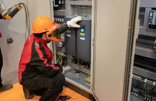 servicio-tecnico-oficial-danfoss-reparacion-variadores-danfoss-drives